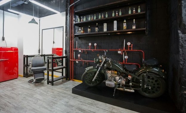 Studio with Vintage Edge