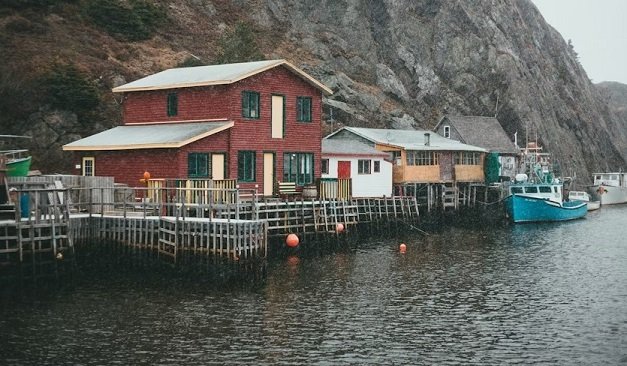 Colorful Stilted Waterfront Village - Crisfield, MD