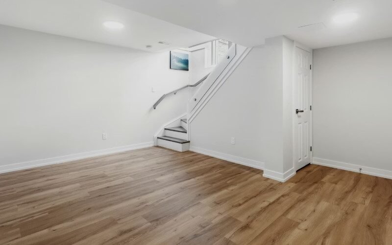 Mission Hills Basement Studio -Clean & Quiet perfect for Podcast